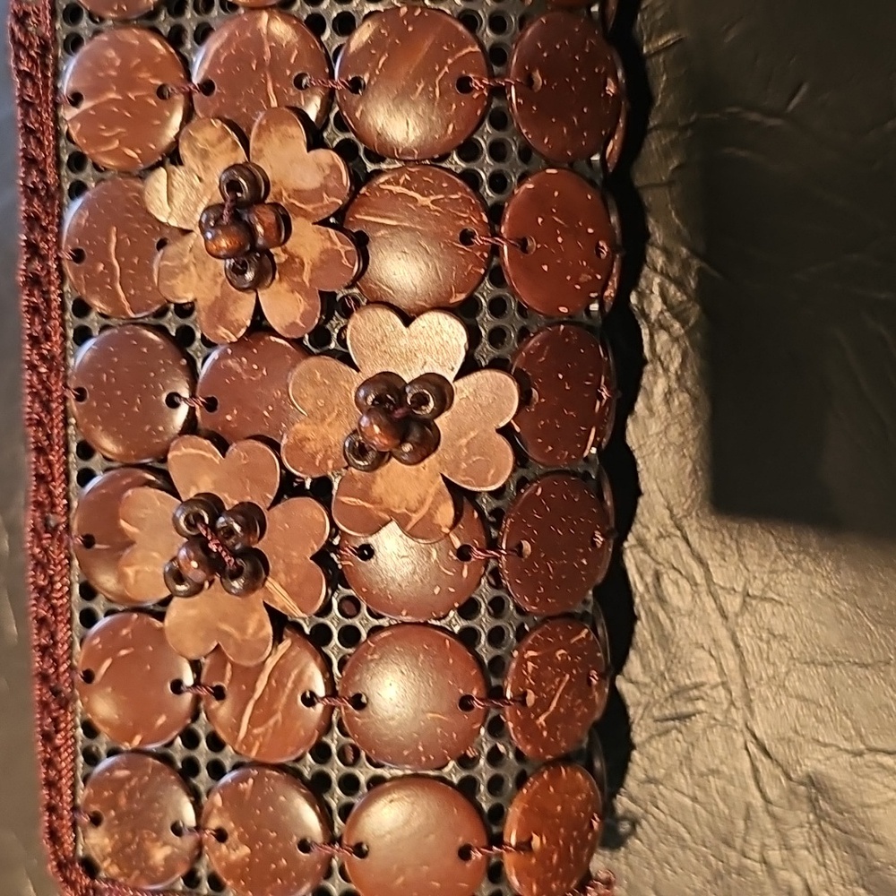 Beaded Shells Floral Clutch - Picture 2 of 7
